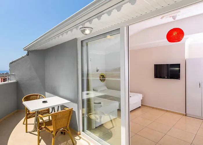 Kleopatra Tower Апарт-отель