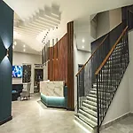 Kleopatra Tower Aparthotel 2*