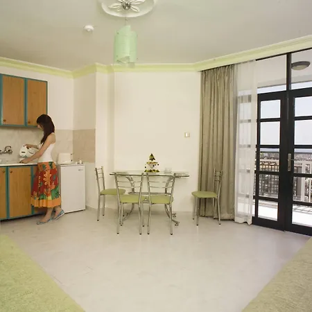 Kleopatra Tower 阿拉尼亚