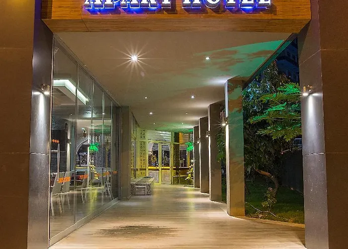 Kleopatra Tower 2* אלאניה