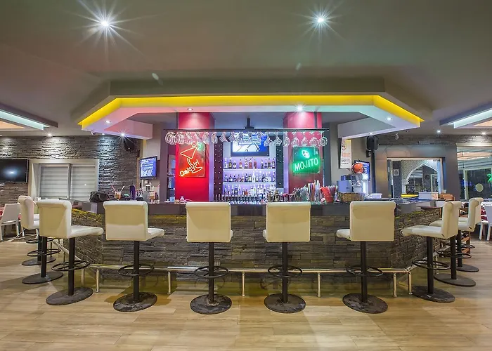 Kleopatra Tower Aparthotel