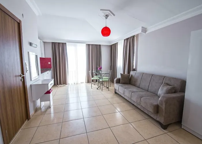 מלון דירות Kleopatra Tower 2*