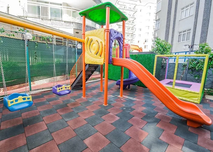 Kleopatra Tower Aparthotel 2*