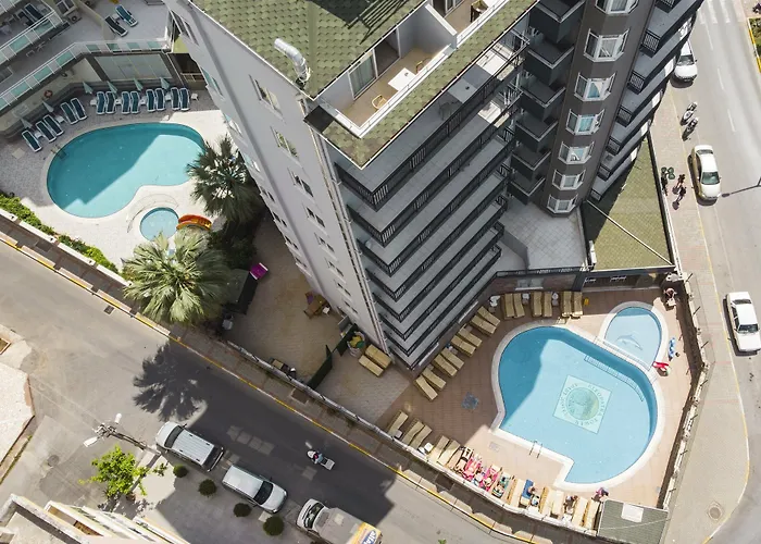 Kleopatra Tower Aparthotel